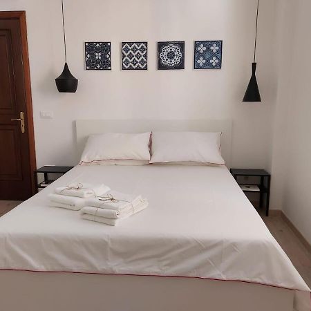 Isabella D'Aragona Guest House Barletta Exterior foto