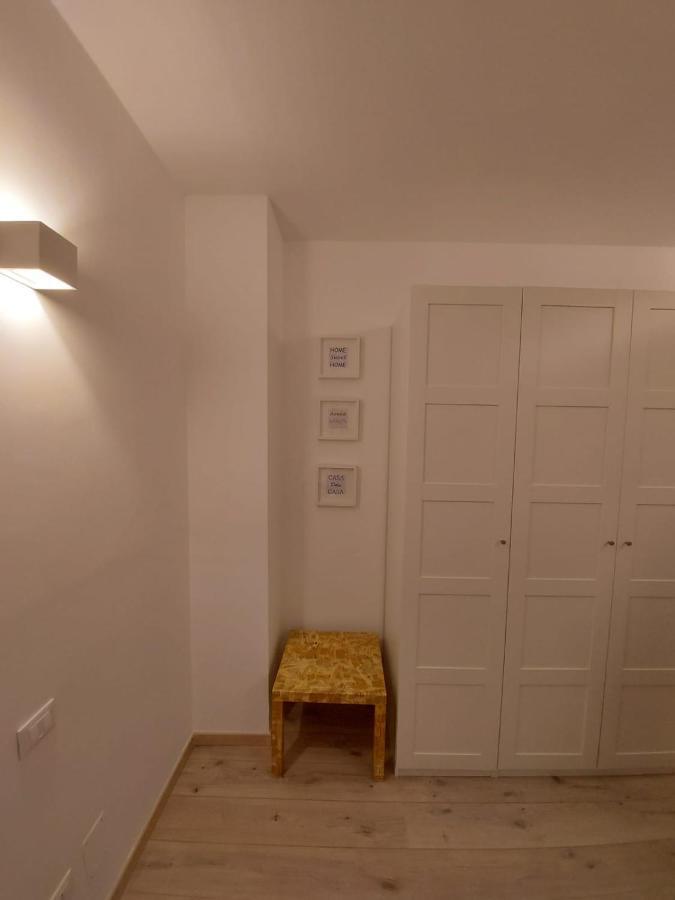 Isabella D'Aragona Guest House Barletta Exterior foto